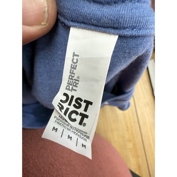 “We can do it!” - graphic T-shirt - Size M - District - Holding Baseball Bat - Picture 4 of 4